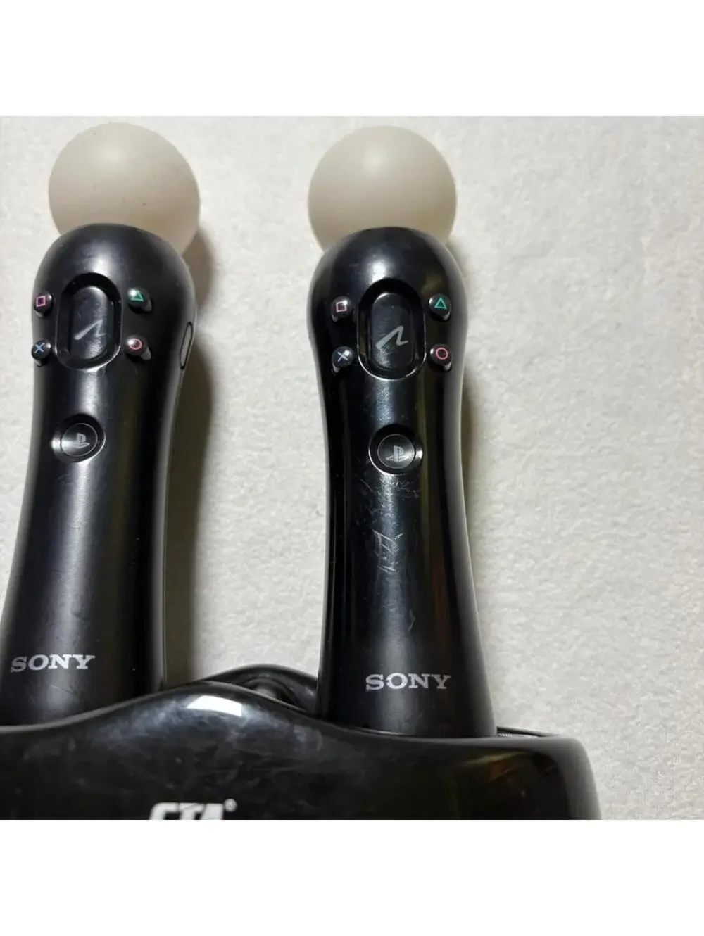 CTA Dual Charging Dock with 2 Sony PS Move Controllers PlayStation 3 4 VR